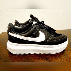 Nike Court Vision Alta 7.5